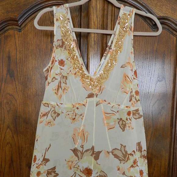 Banana Republic Sheer Silk Sequined Detail Top, 10 - Picture 2 of 9